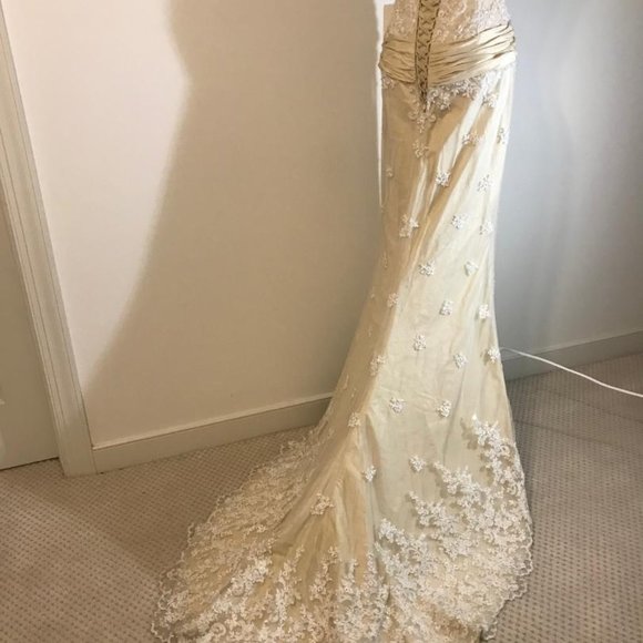 BRIDAL - Picture 4 of 6